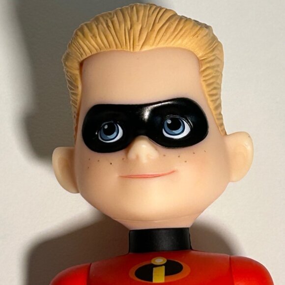 Disney Pixar The Incredible Dash Parr POne Sizeeable Doll 8inch - Picture 2 of 10